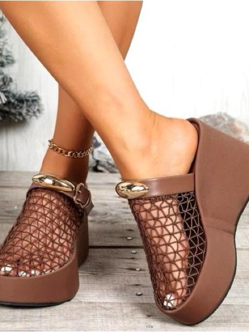 Brand New Women’s Brown Mesh Platform Clog with Gold Accent